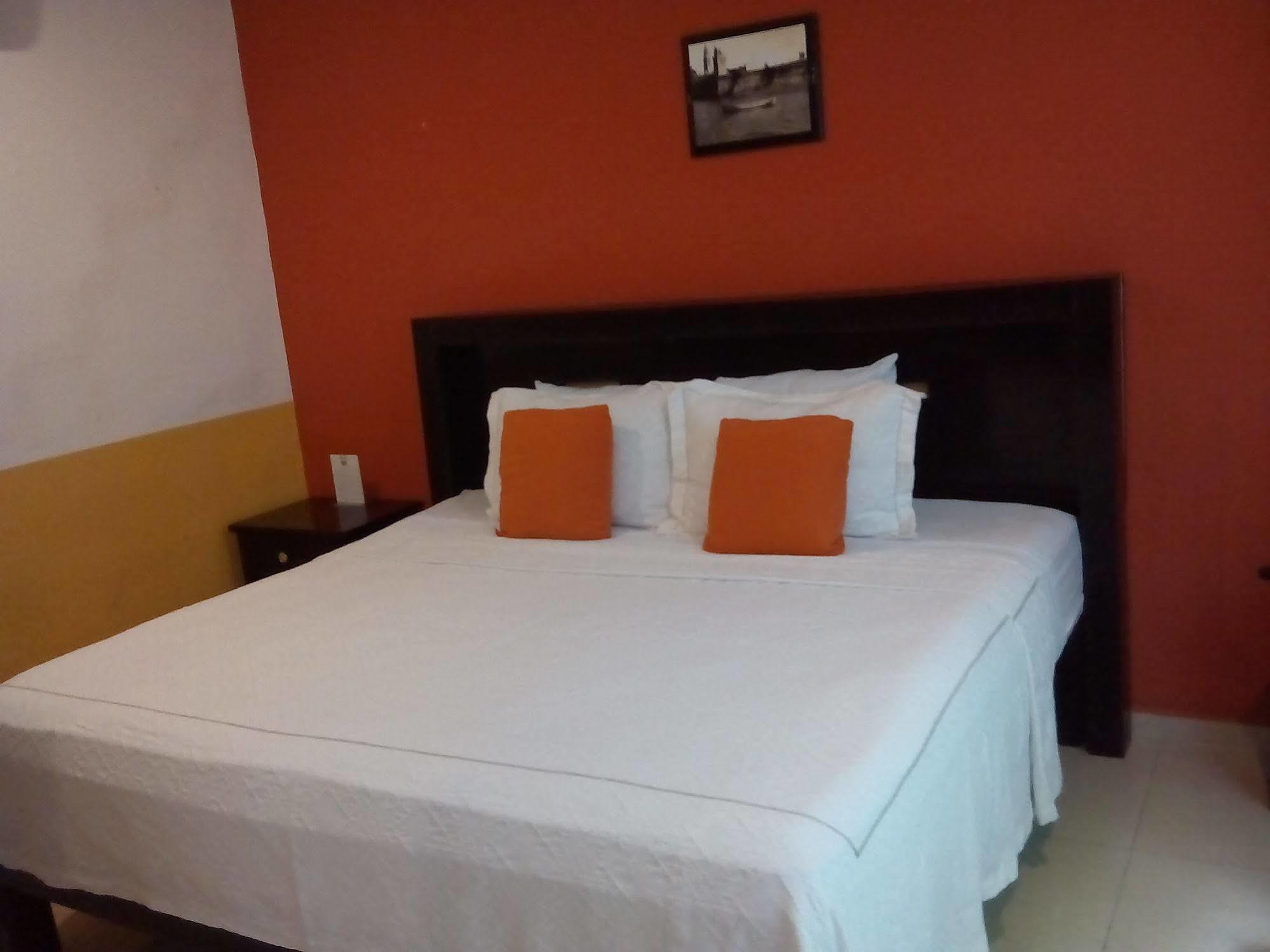 Hotel Catedral Campeche Kültér fotó